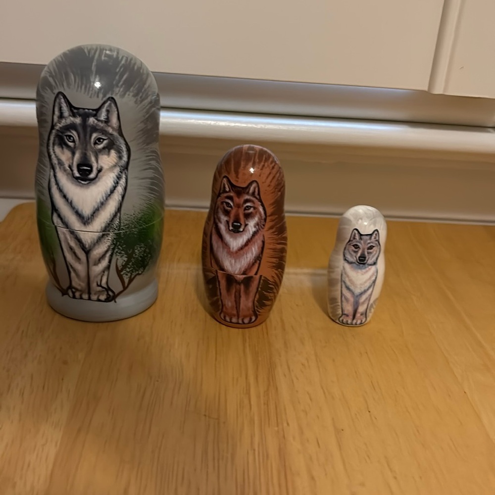 Wolf Pack Nesting Doll 3pc./4.5" Tall